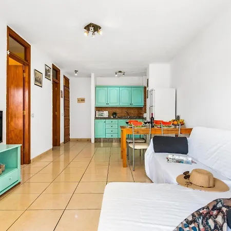 Διαμέρισμα Y6G One Bedroom Apartment,Pool View!Close To The Beach *