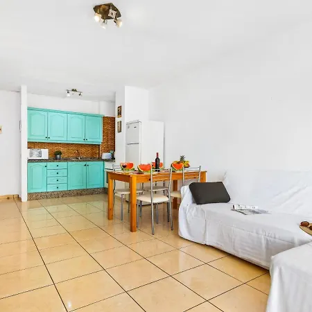 Διαμέρισμα Y6G One Bedroom Apartment,Pool View!Close To The Beach